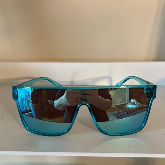 CAKE blue shield sunglasses - Picture 6 of 10